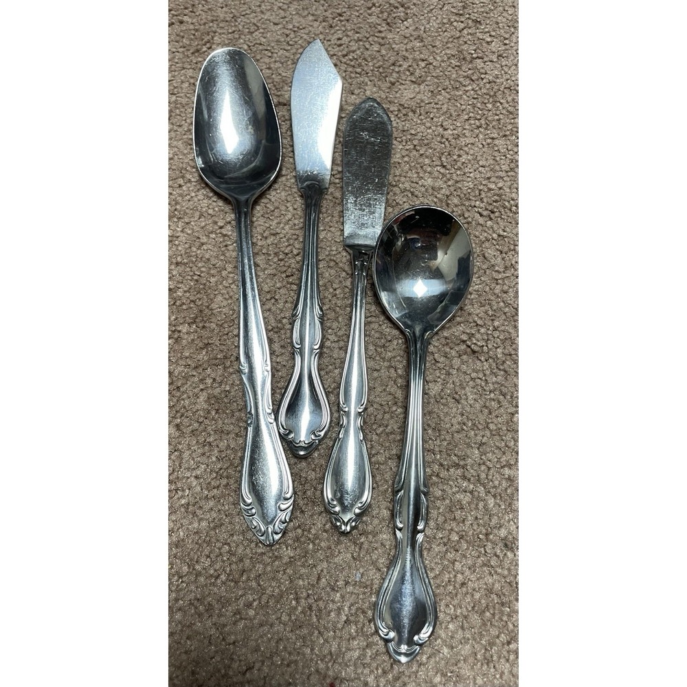 Vintage 4 Piece Leonard Silver Spreader Oneida Ltd Deluxe 2 Spreader 2 Spoons